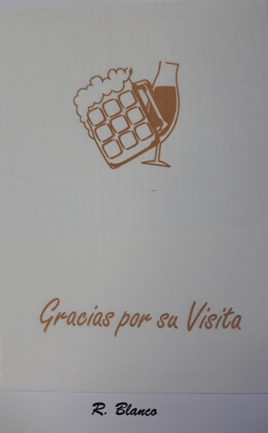 DIBUJO JARRA Y COPA