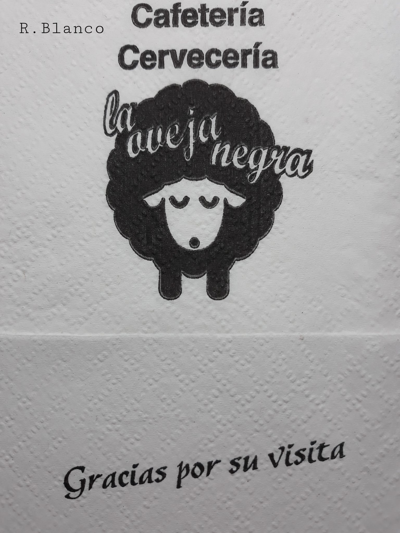 LA OVEJA NEGRA