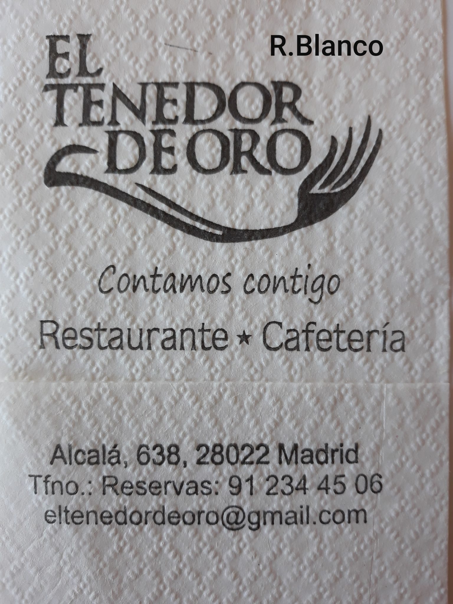 EL TENEDOR DE ORO