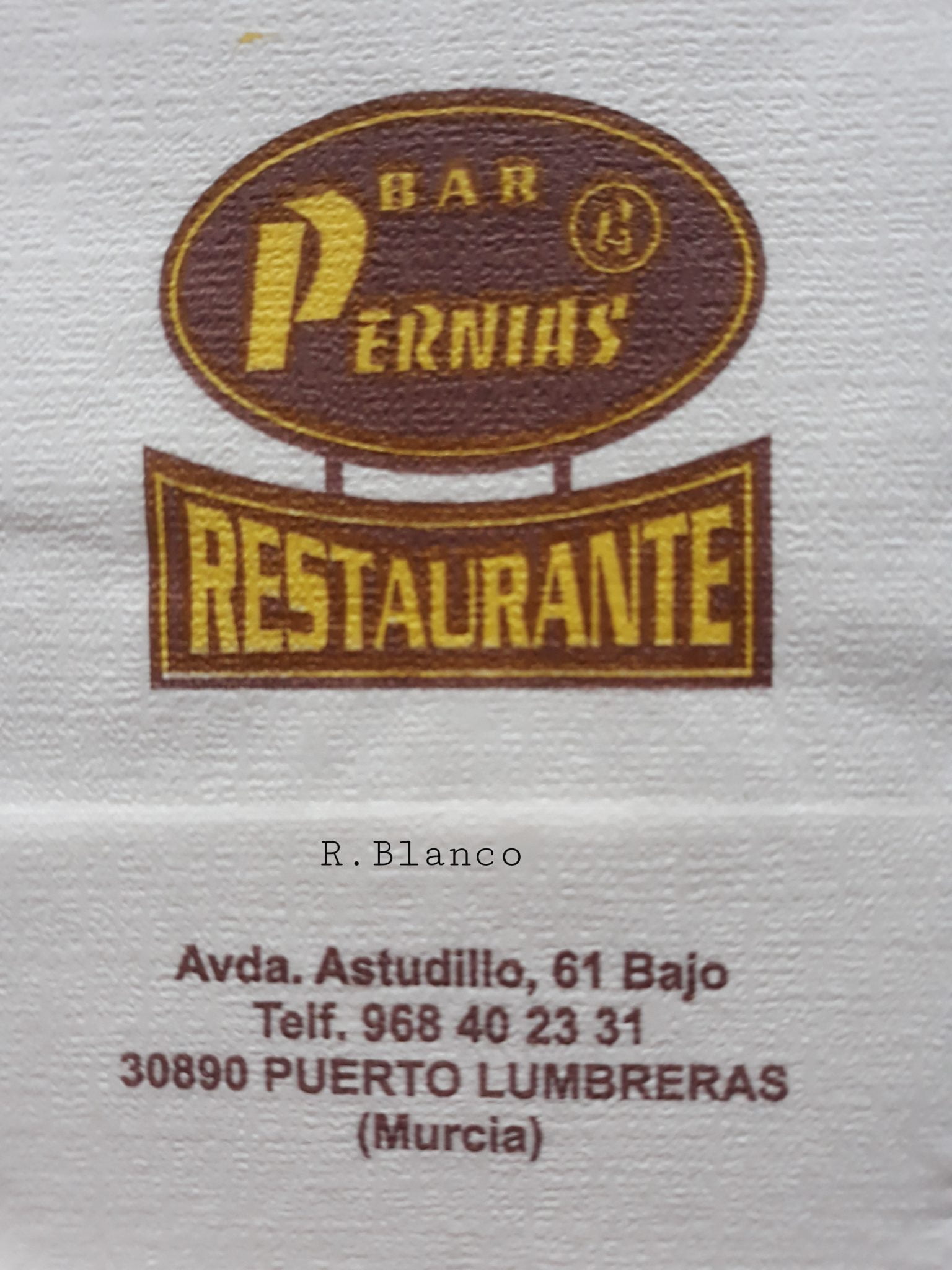 PERNIAS (PUERTO LUMBRERAS)