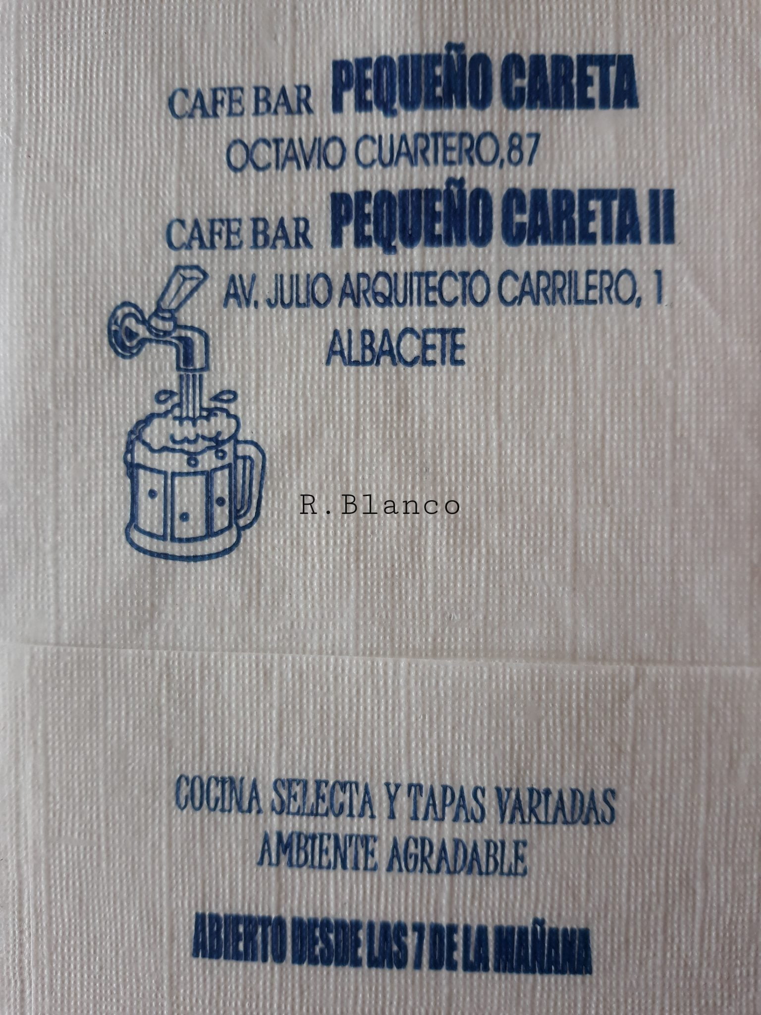 PEQUENO CARETA