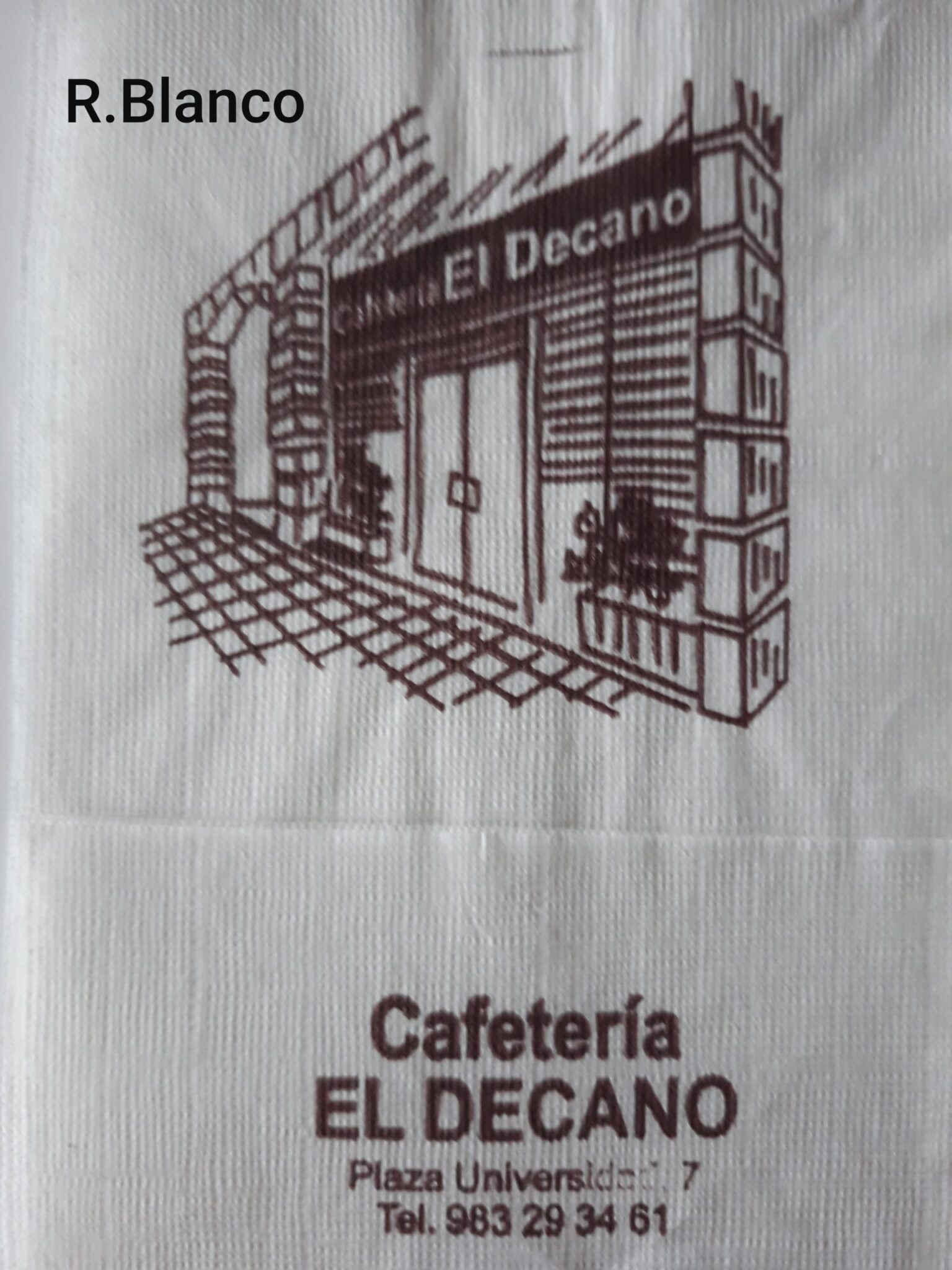 EL DECANO