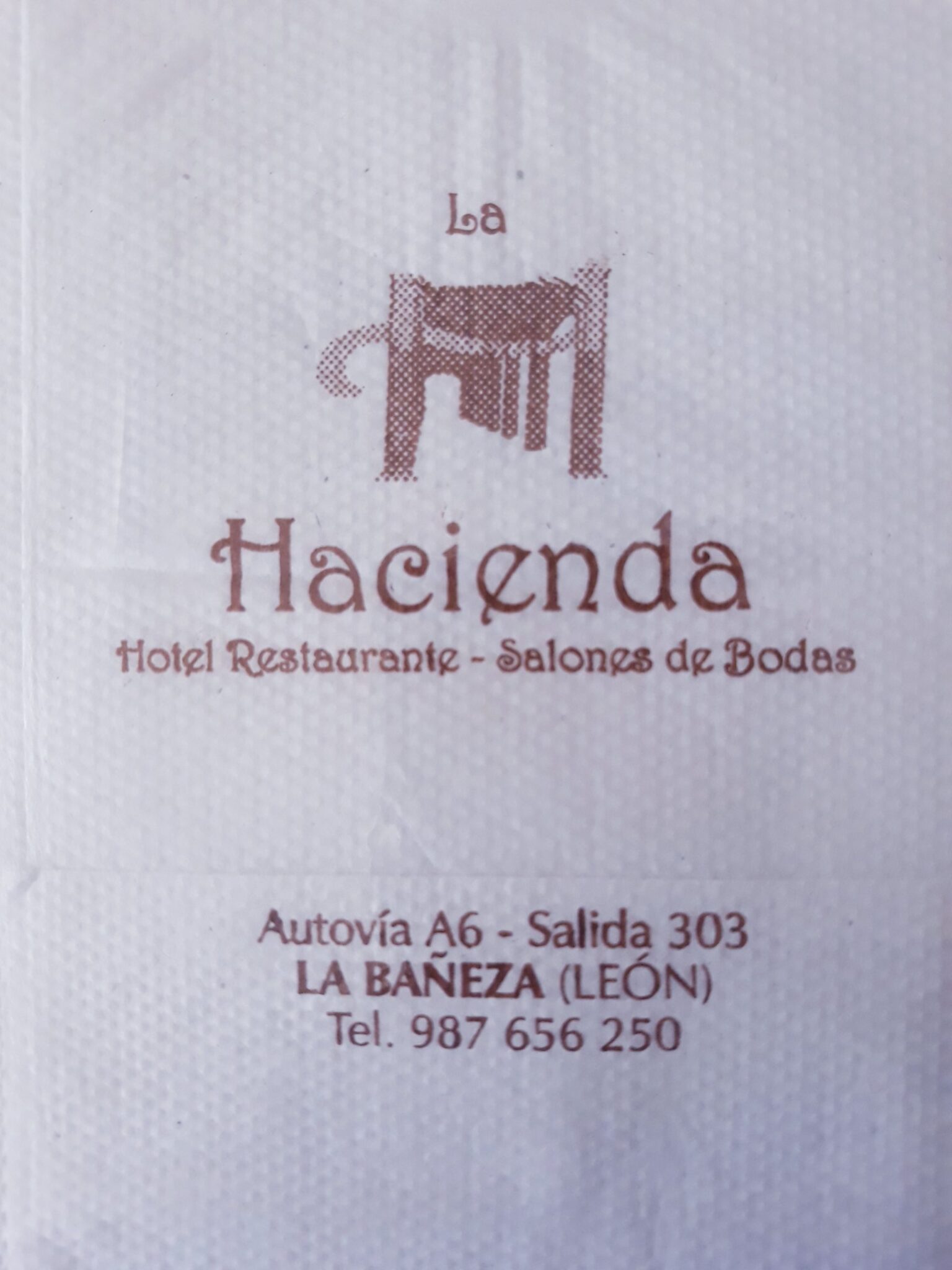 LA HACIENDA (LA BANEZA)
