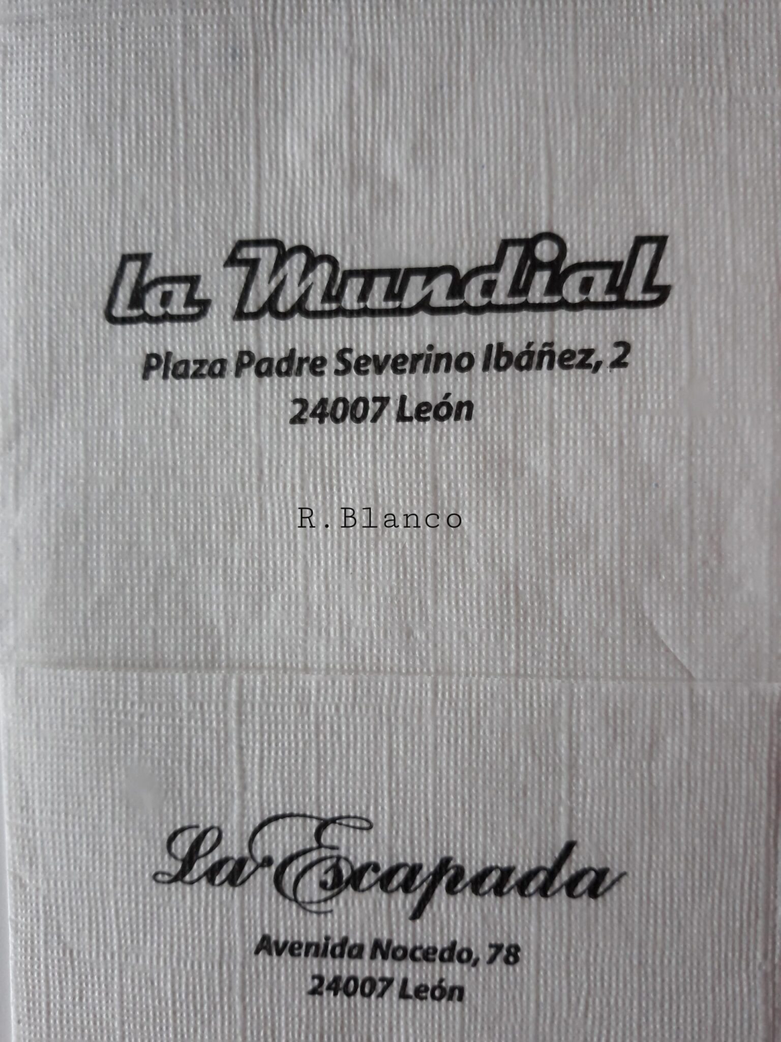 LA MUNDIAL LA ESCAPADA