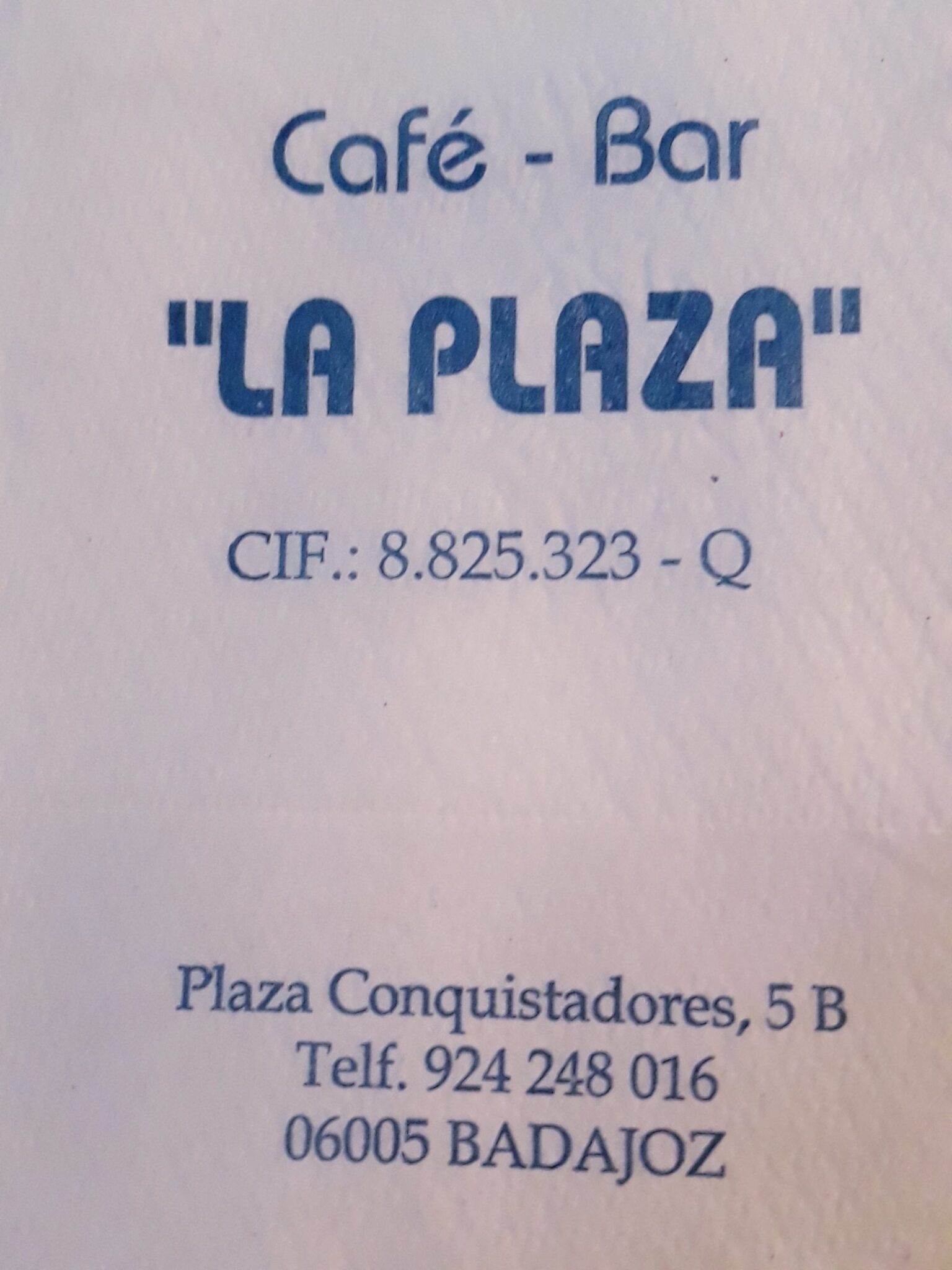 LA PLAZA