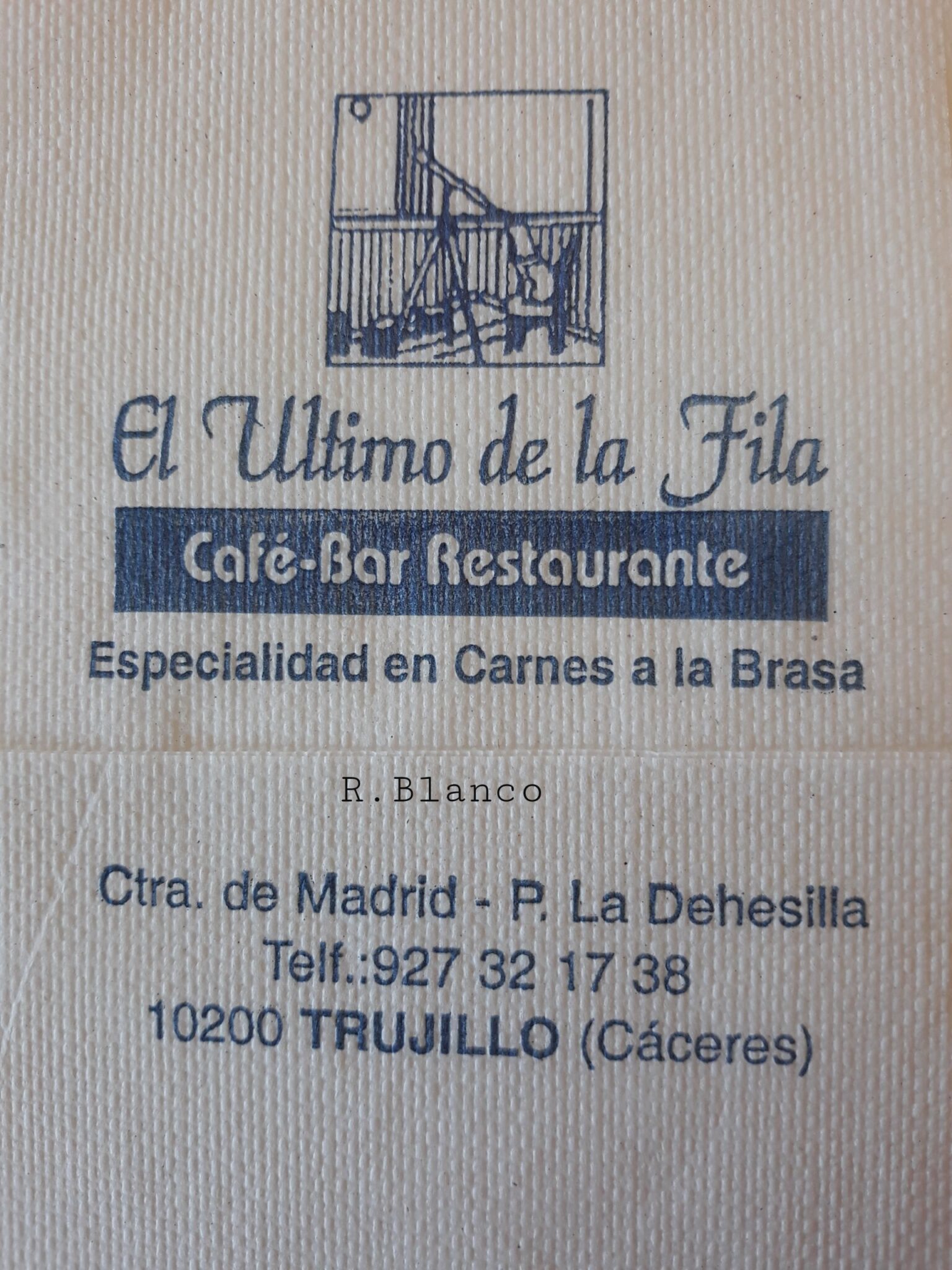 EL ULTIMO DE LA FILA (TRUJILLO)